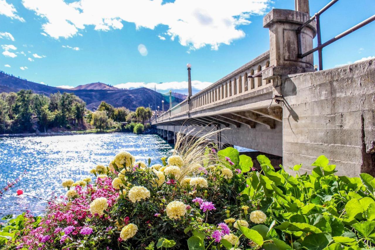 Chelan Resort Suites Sunny Shores 310 エクステリア 写真